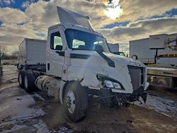 Freightliner Vehiculos salvage en venta: 2024 Freightliner Cascadia 126 Semi Truck