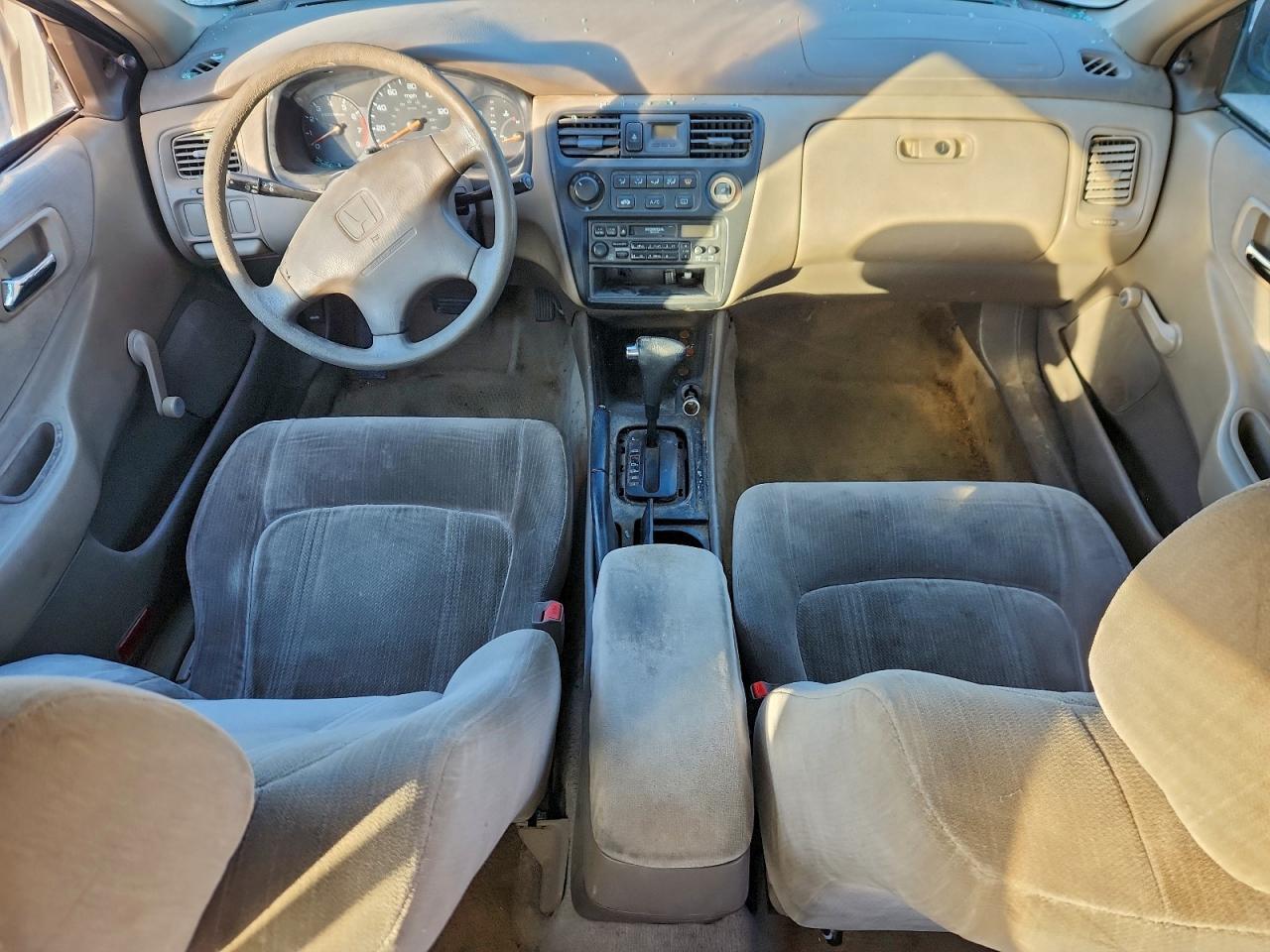 2000 Honda Accord dx