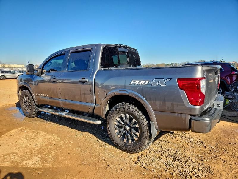 2019 Nissan Titan sv
