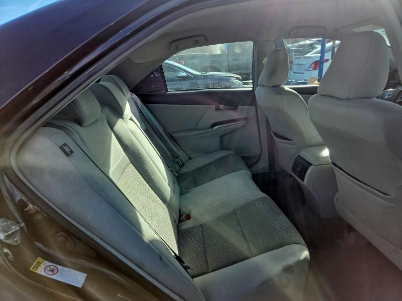 2013 Toyota Camry Hybrid