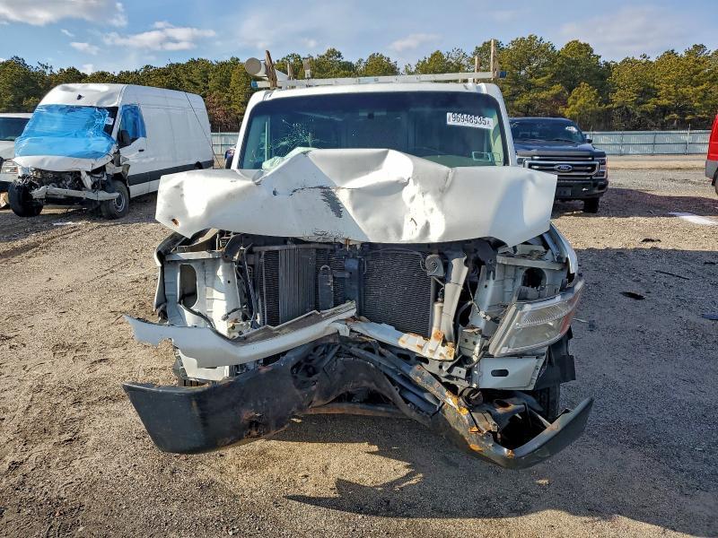 2013 Nissan NV2500