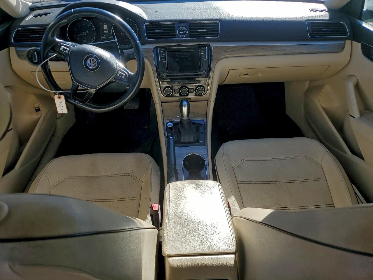 2017 Volkswagen Passat se