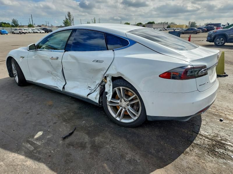 2015 Tesla Model s 70D