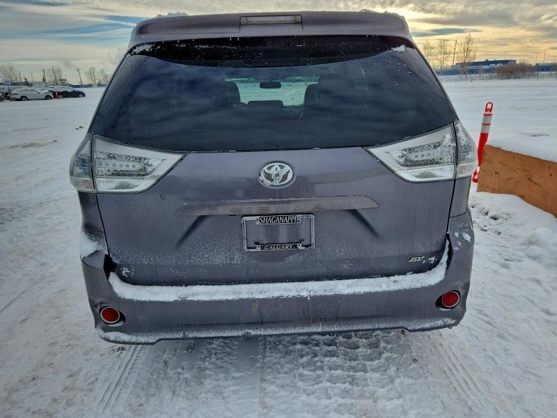 2013 Toyota Truck/van Sienna se V6