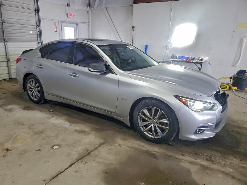 2016 Infiniti Q50 Premium