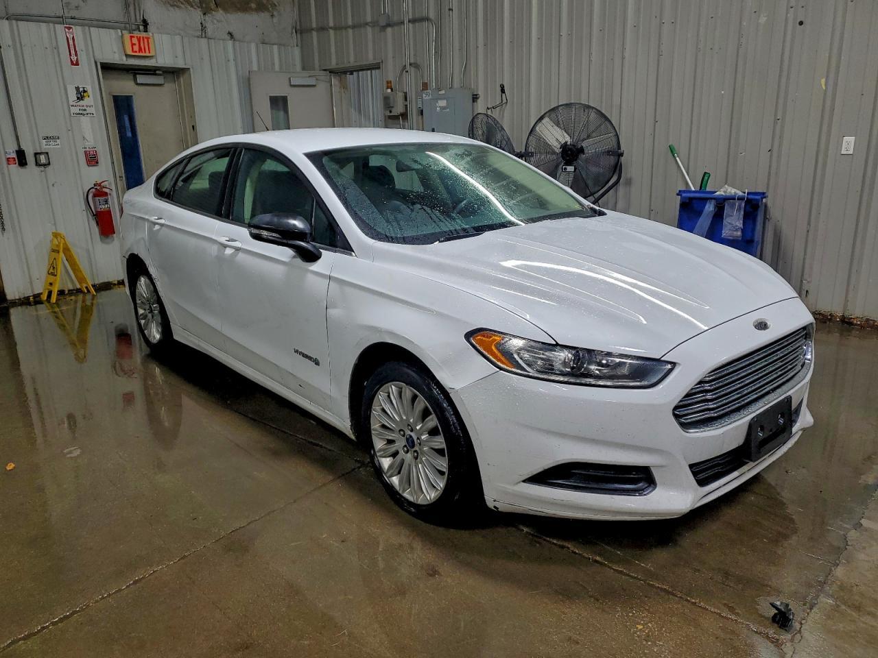 2015 Ford Fusion se Hybrid