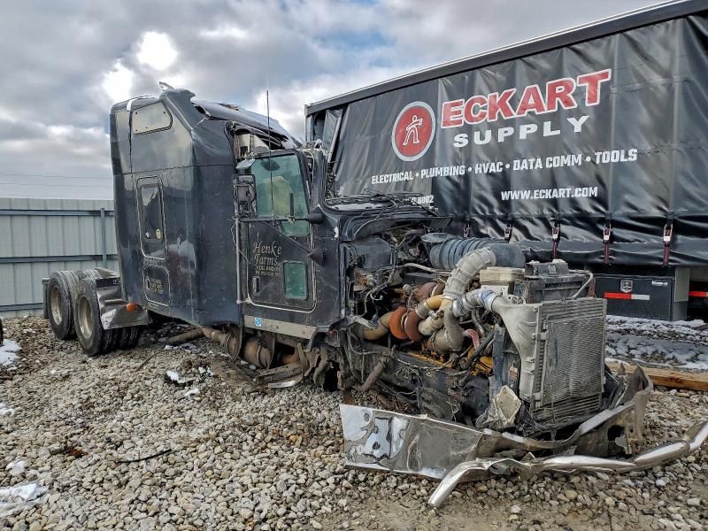 2009 Kenworth T600 Semi Truck