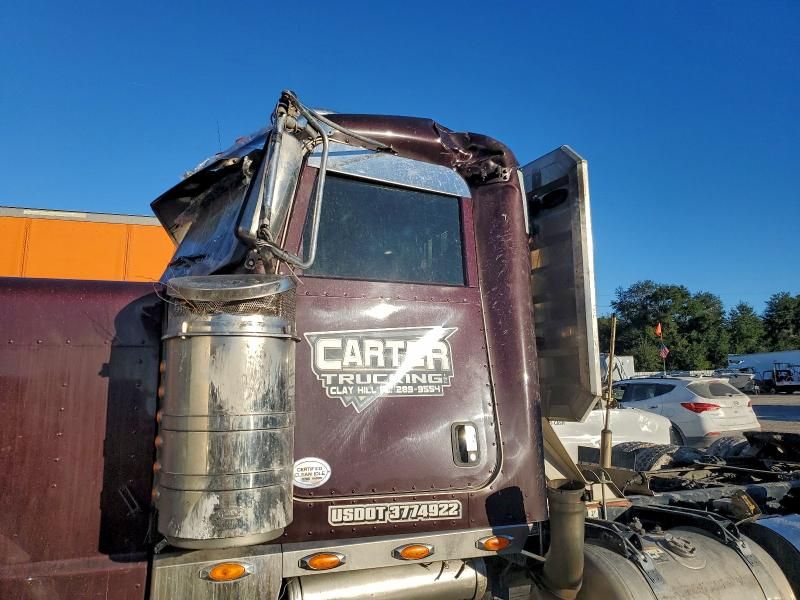 2024 Peterbilt 389 Semi Truck