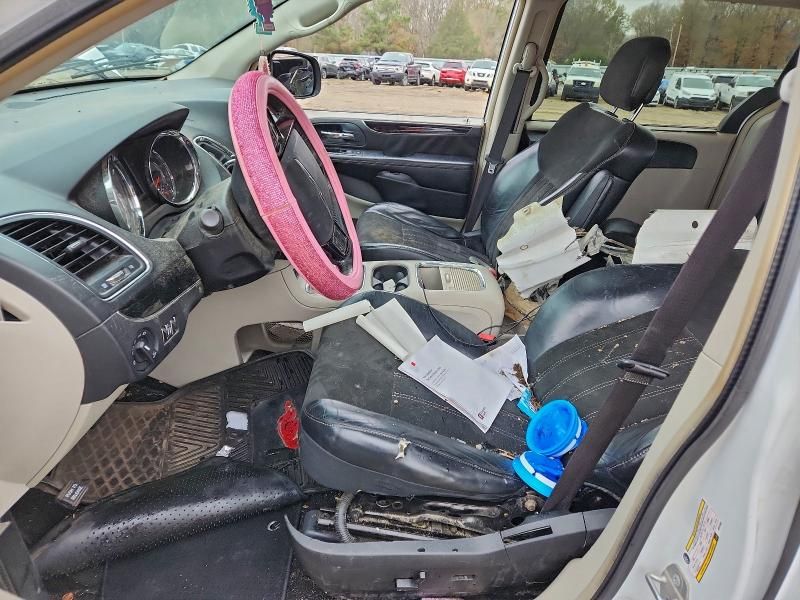 2016 Chrysler Town & Country Limited