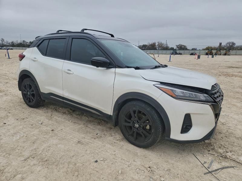 2021 Nissan Kicks sr