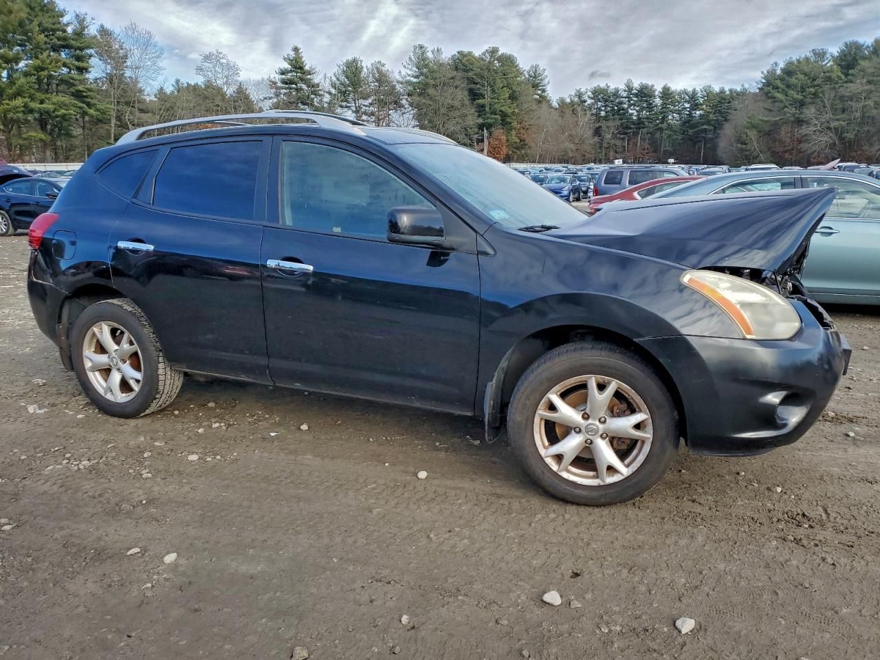 2010 Nissan Rogue s