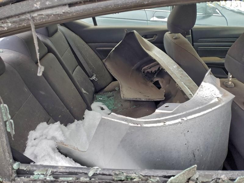 2019 Nissan Altima s