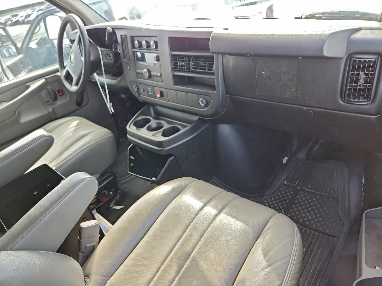 2013 Chevrolet Express G2500