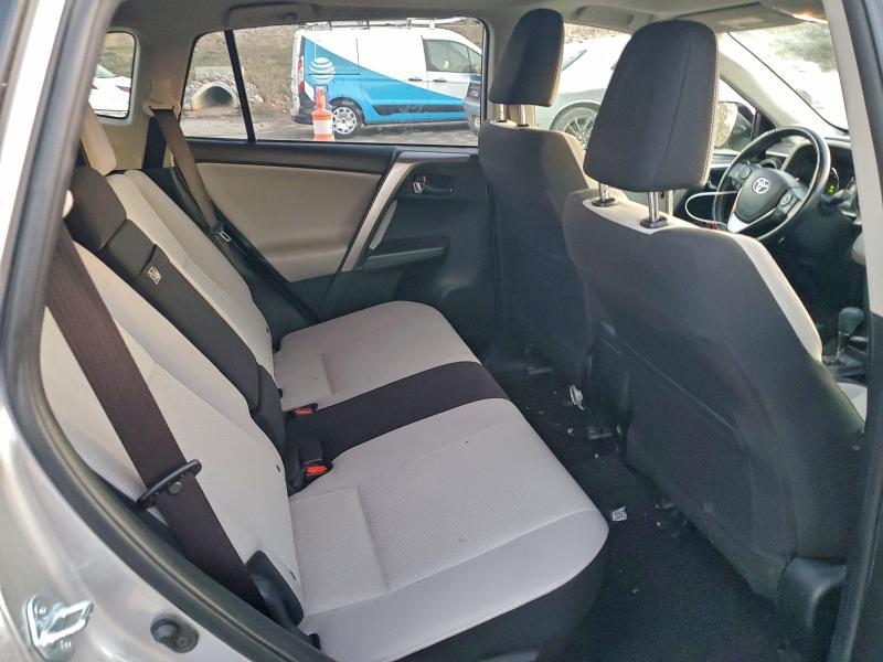 2018 Toyota Rav4 hv le