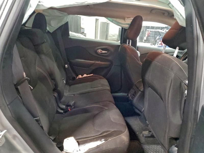 2016 Jeep Cherokee Latitude