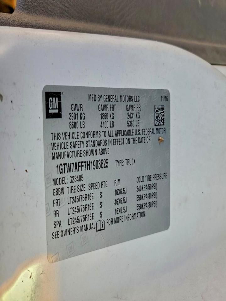 2017 GMC Savana Utility / Service Van