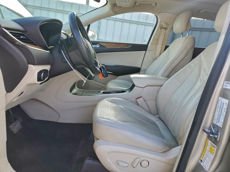 2015 Lincoln Townhouse MKC