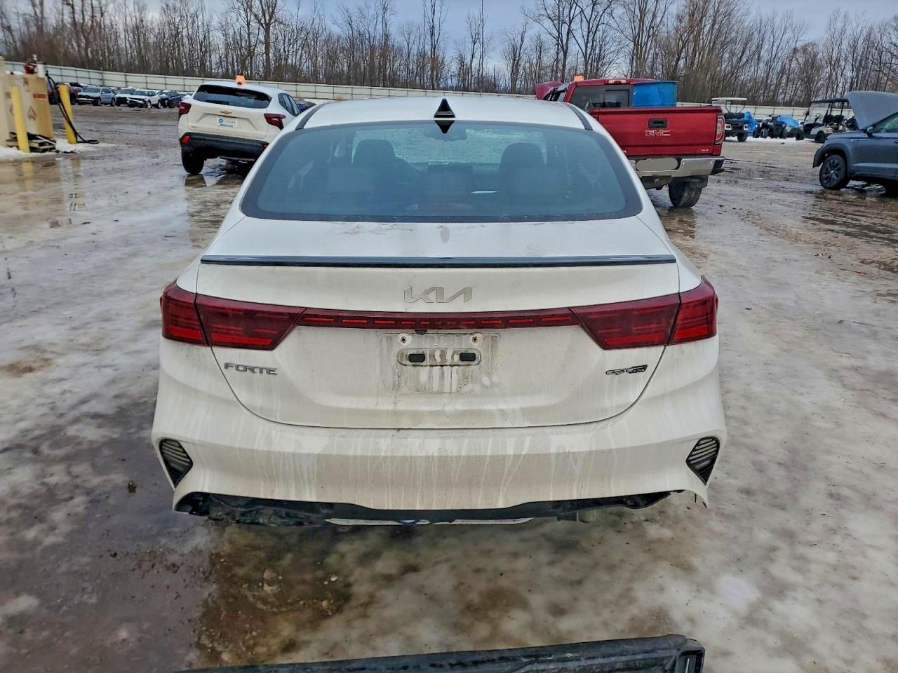 2023 KIA Forte gt Line