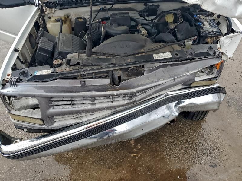 1999 Chevrolet Gmt-400 C2500