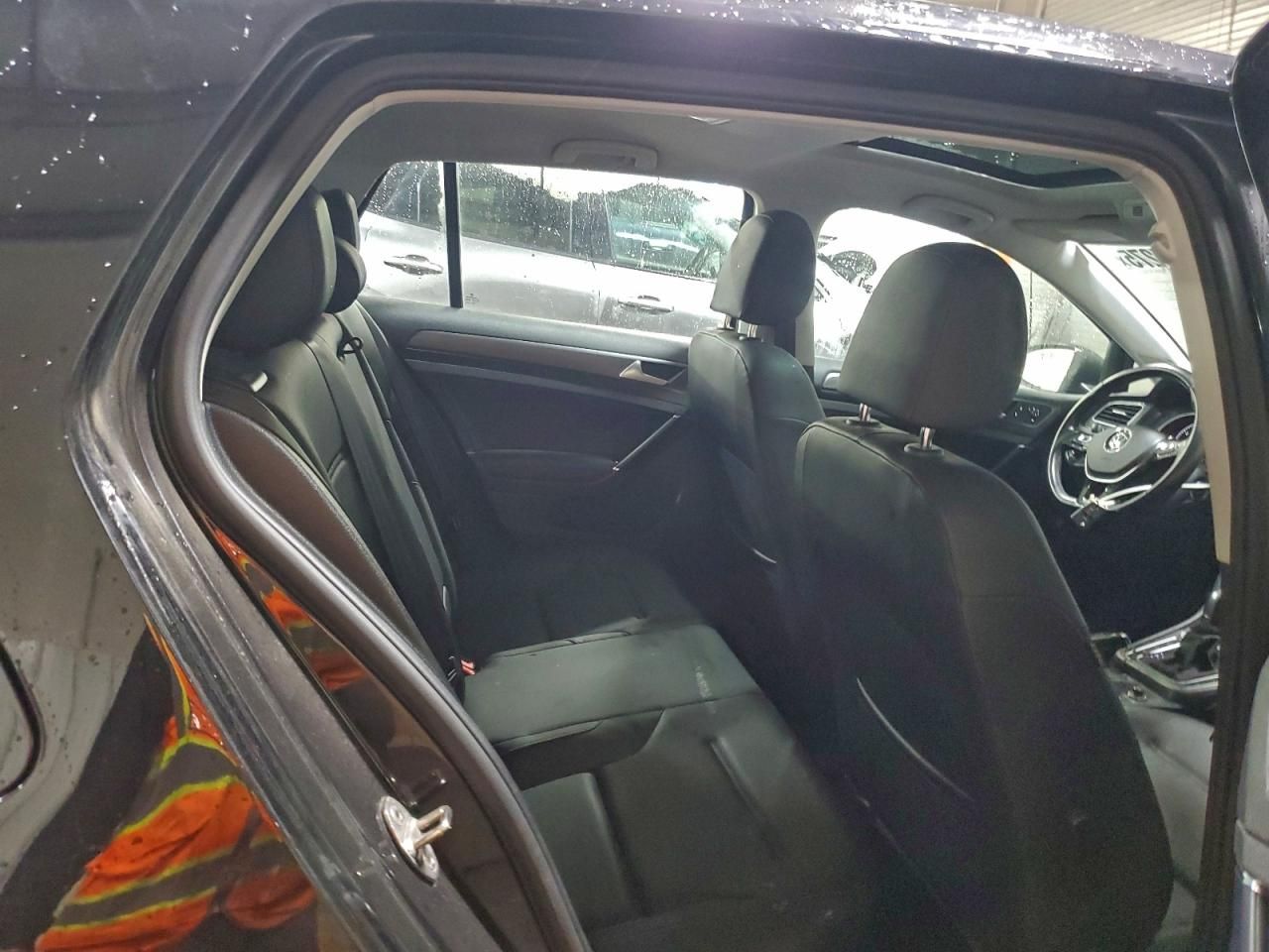 2018 Volkswagen Golf s