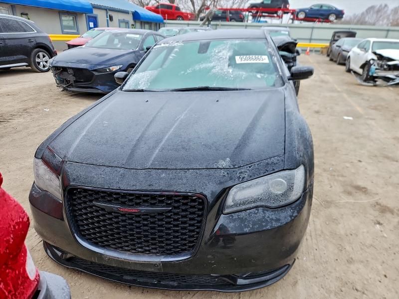 2021 Chrysler 300 s