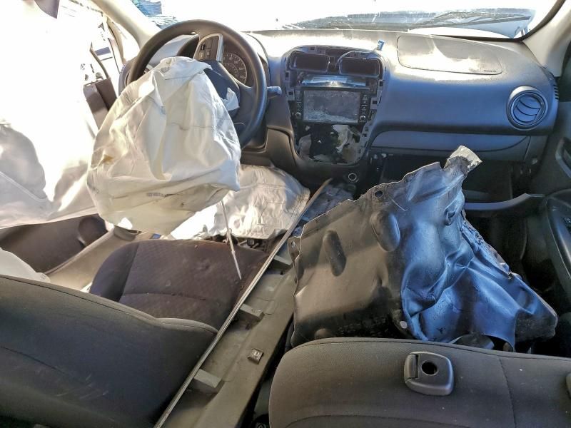 2019 Mitsubishi Mirage es