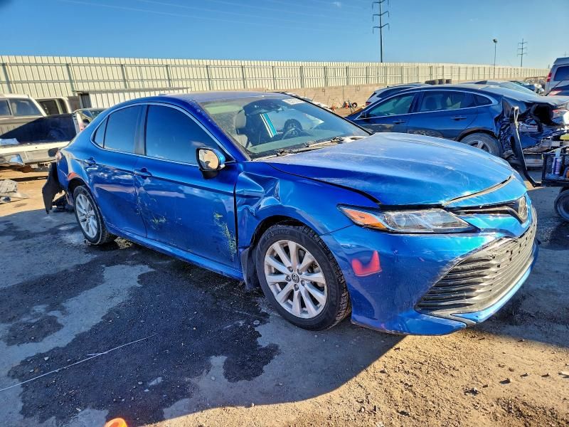 2020 Toyota Camry le