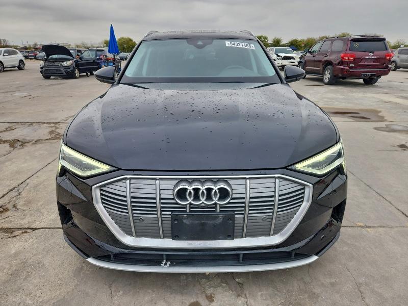 2019 Audi E-tron Premium Plus