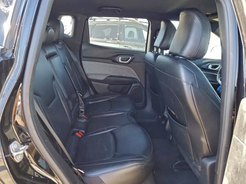 2023 Jeep Compass Latitude lux