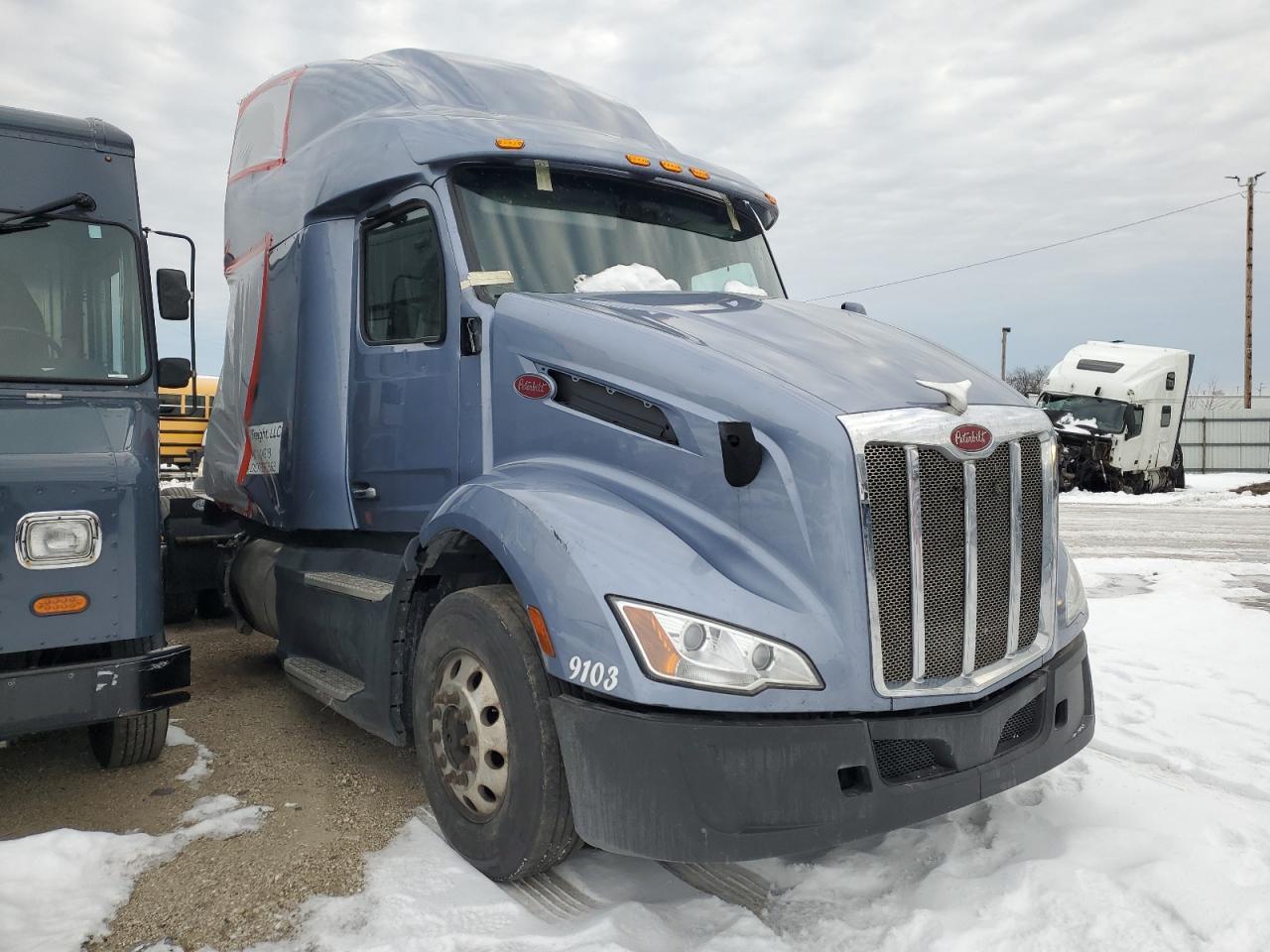 2022 Peterbilt 579
