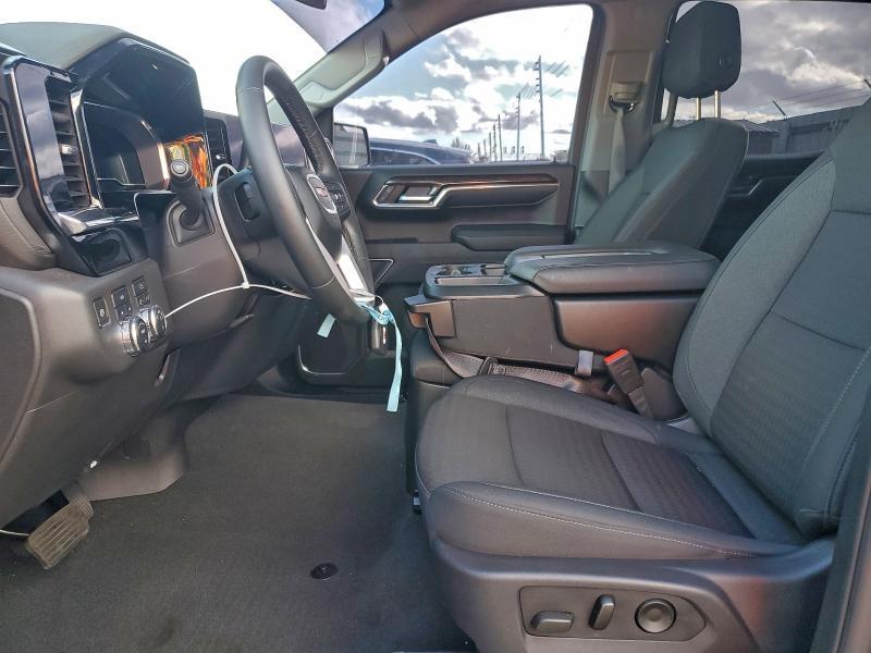 2024 GMC Sierra K1500 Elevation