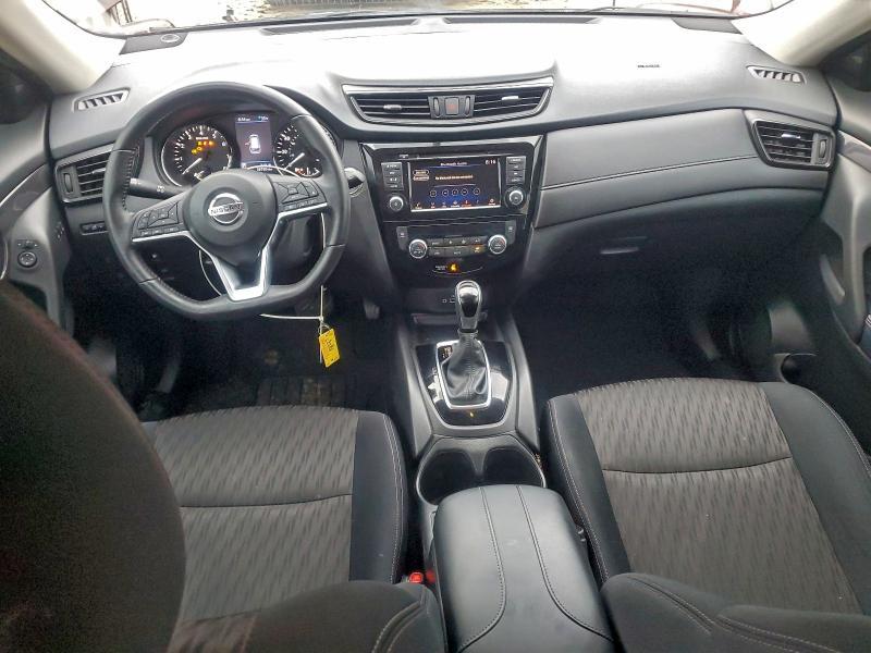 2018 Nissan Rogue sv