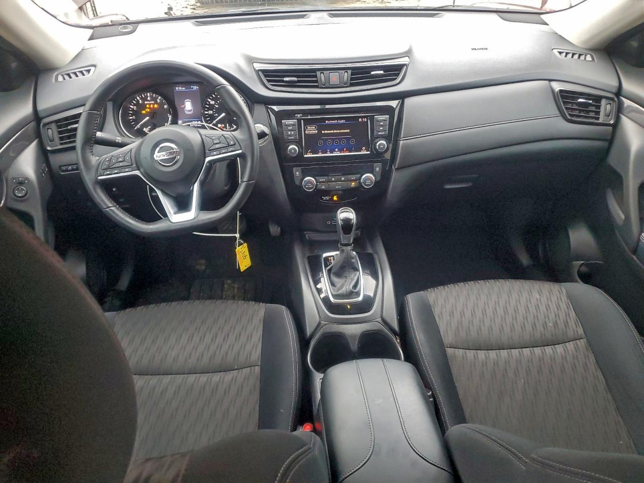 2018 Nissan Rogue sv