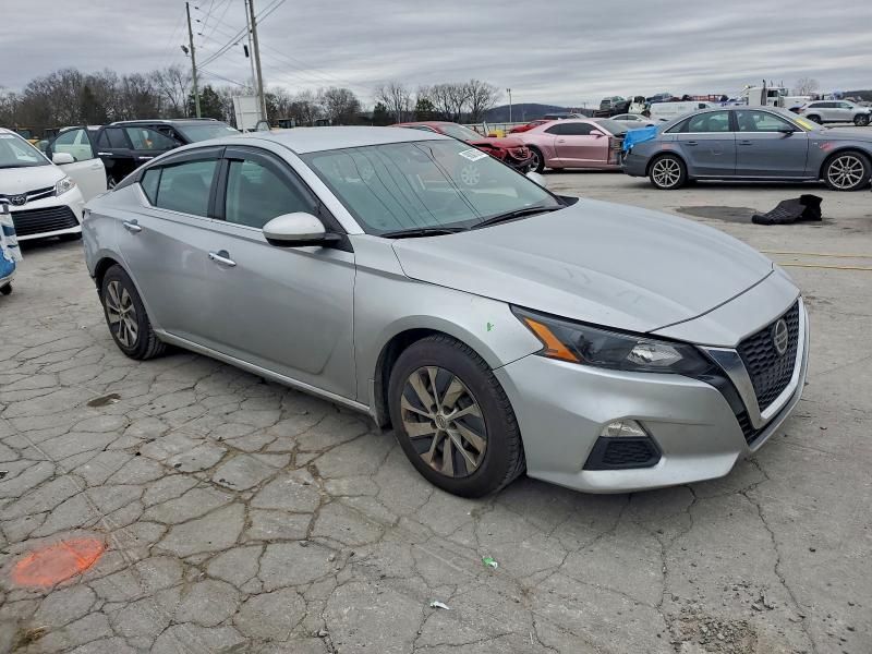 2022 Nissan Altima s