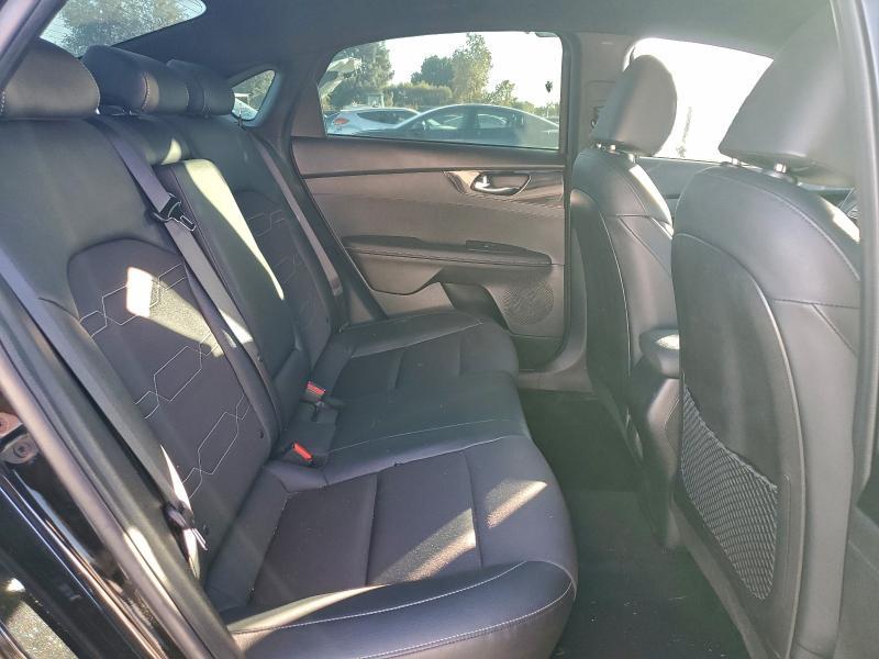 2024 KIA Forte gt Line