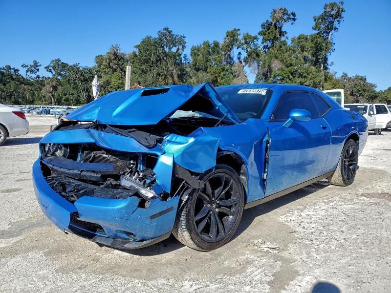 2018 Dodge Challenger sxt