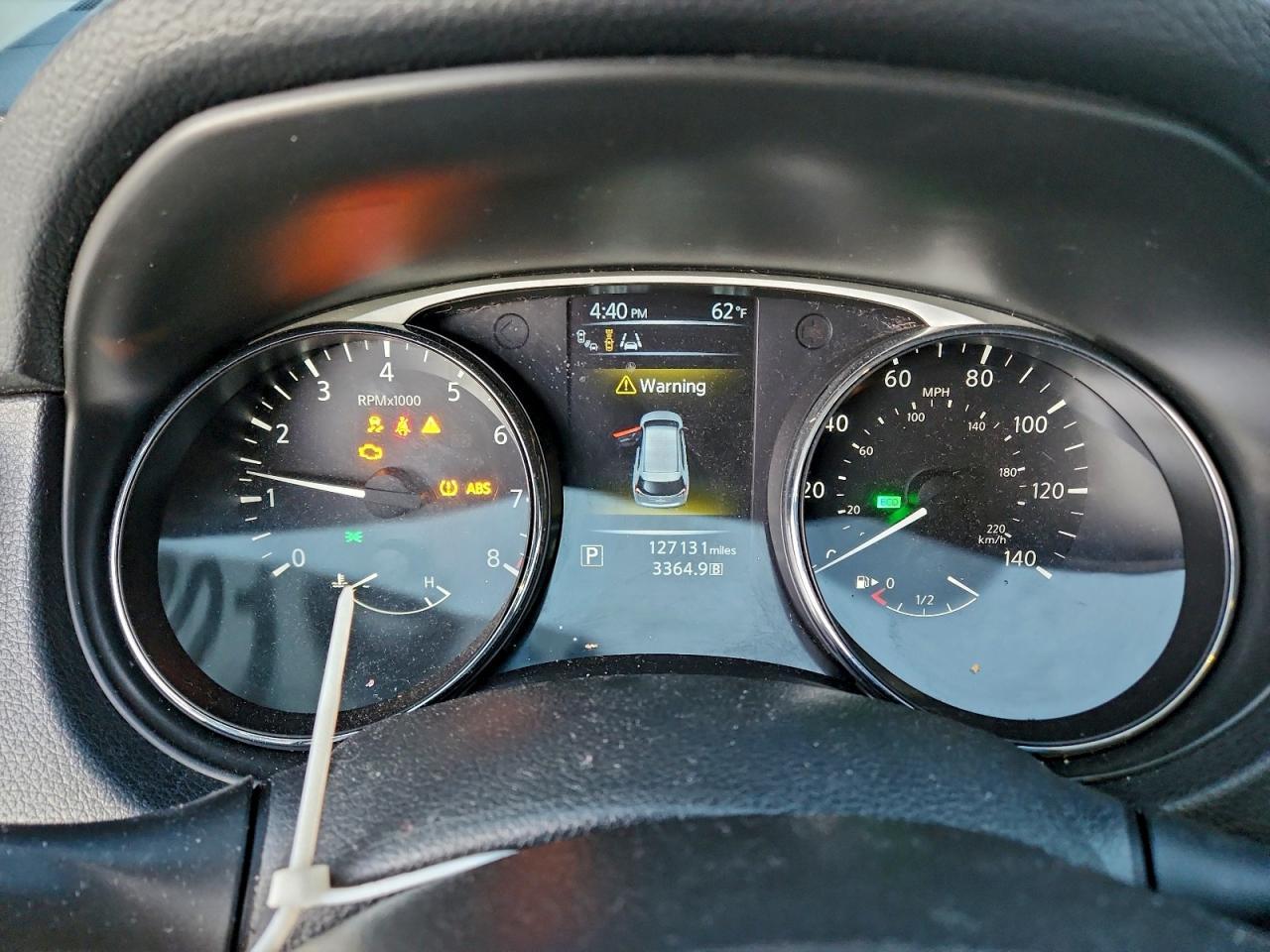 2015 Nissan Rogue s