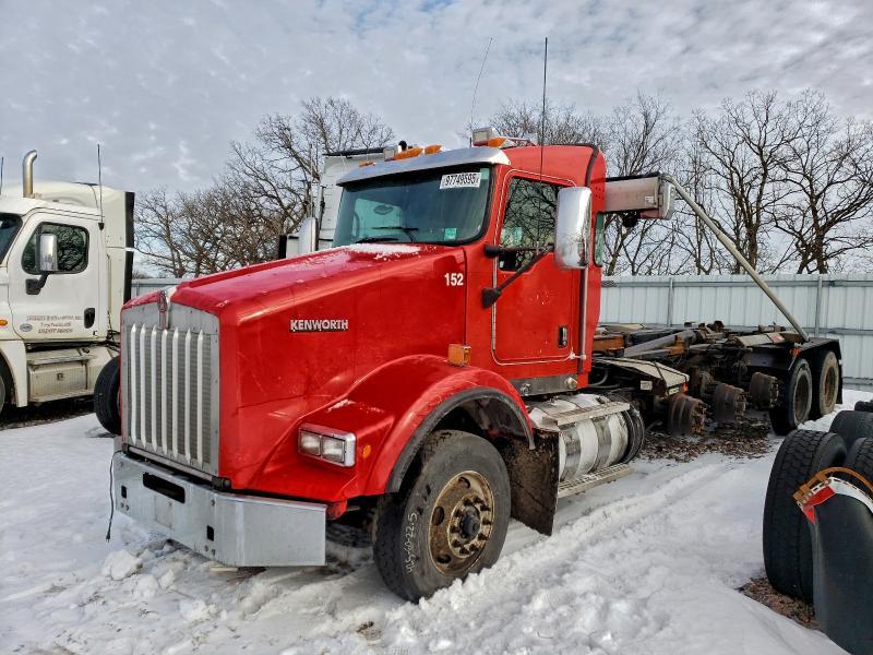 2012 Kenworth T800 ROLL-OFF Container Truck
