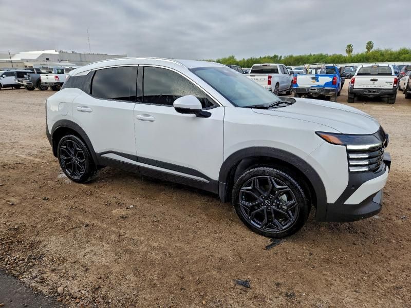 2025 Nissan Kicks sr