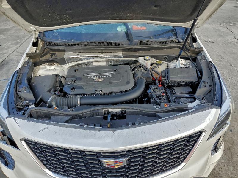 2020 Cadillac XT4 Premium Luxury