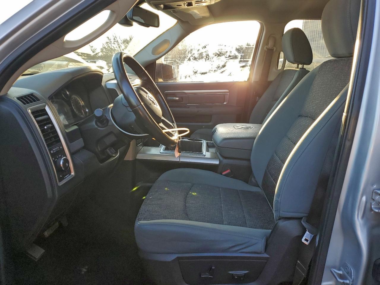 2014 Dodge Ram 1500 slt