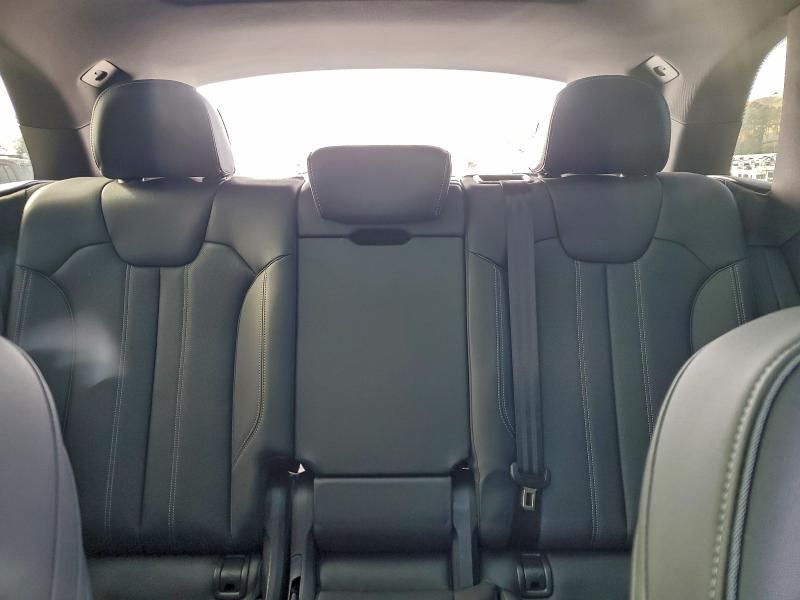 2022 Audi SQ5 Premium Plus