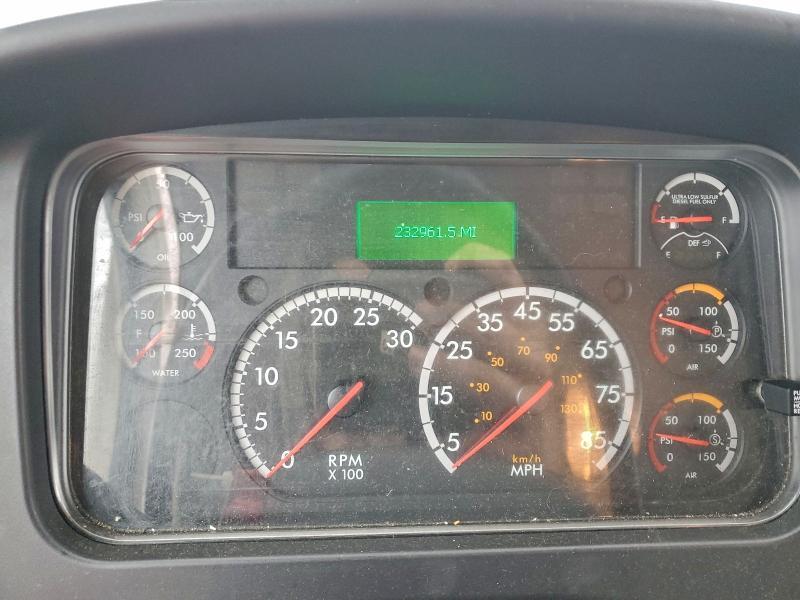 2016 Freightliner Business Class M2 BOX Truck
