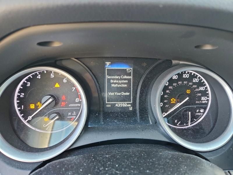 2022 Toyota Camry le