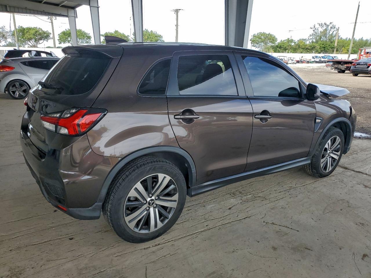 2020 Mitsubishi Outlander Sport es