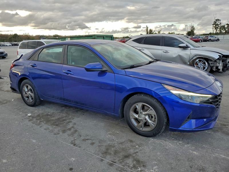 2021 Hyundai Elantra se