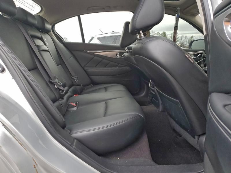 2015 Infiniti Q50 Base