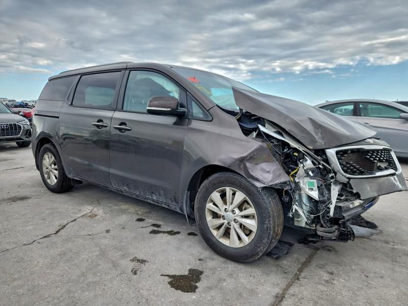 2016 KIA Sedona lx