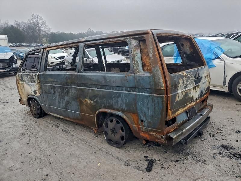 1986 Volkswagen Vanagon bus