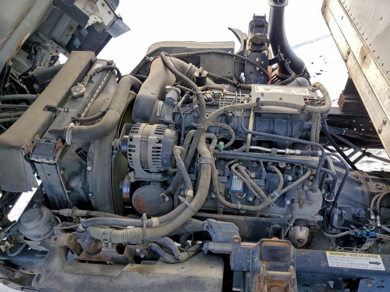 2022 Isuzu NQR BOX Truck